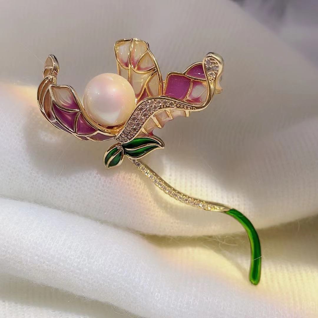 Enamel Brooch Pearl Lotus Classical