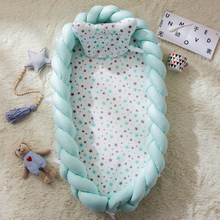 Portable cotton crib