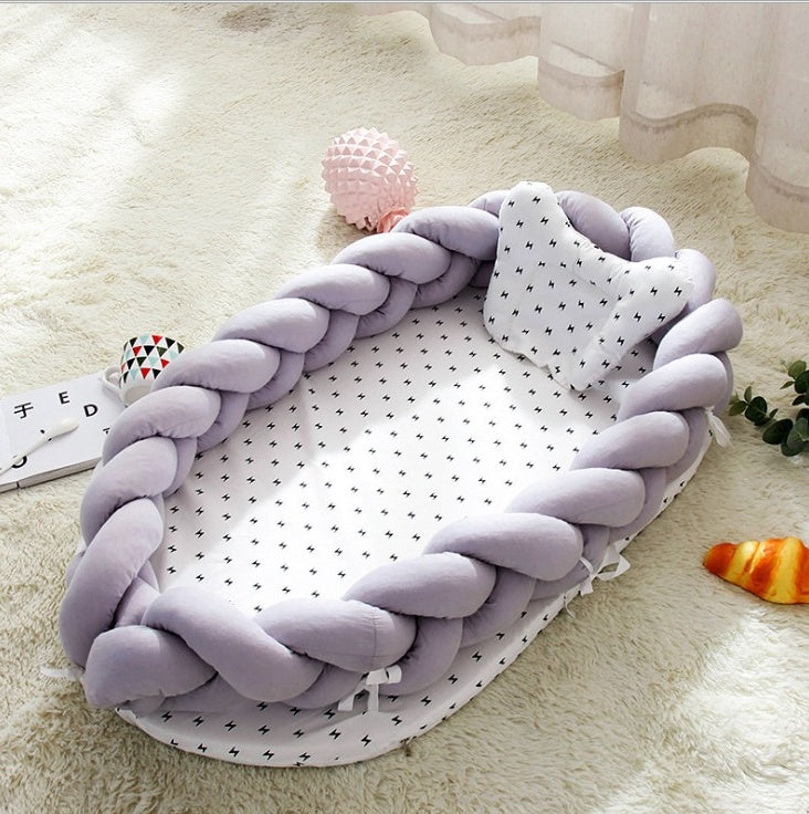 Portable cotton crib